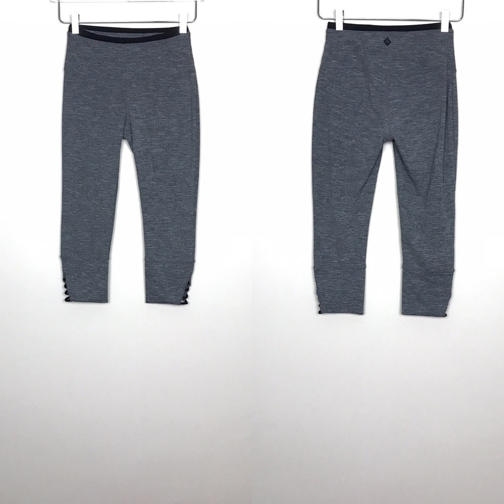 Prana Tori Capri Yoga Crop Heather Gray Size XS